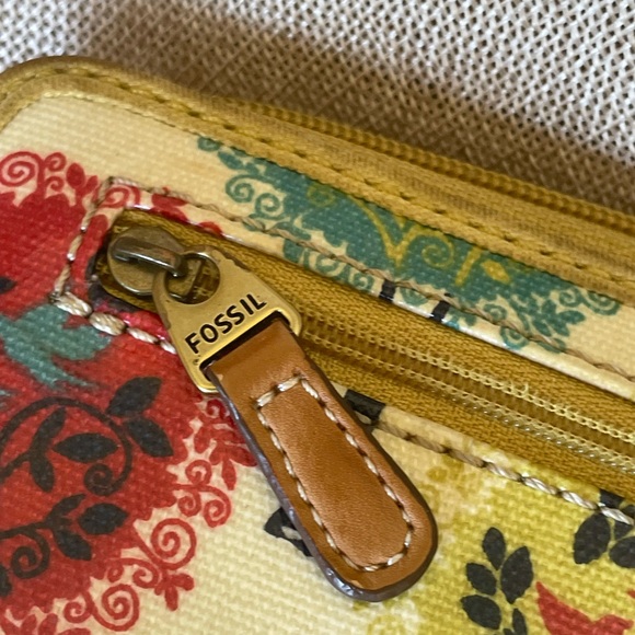 Fossil brand wallet - Picture 4 of 6